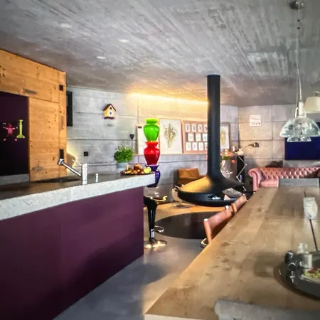 بيت للعطل Grand 5-br Duplex Near Slopes & Sauna